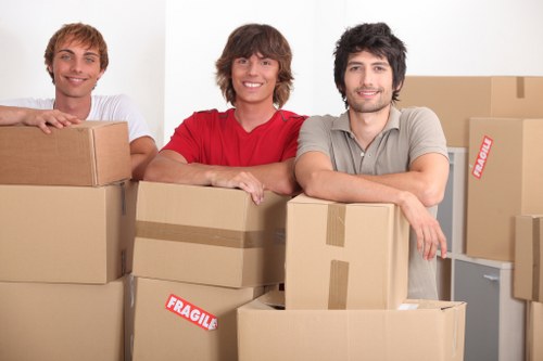 Self storage in Balham for moving and decluttering