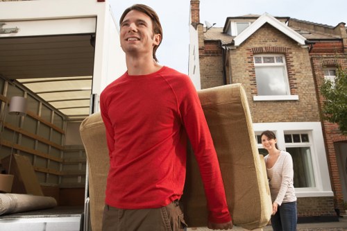 Local removal team planning a same day move in Balham